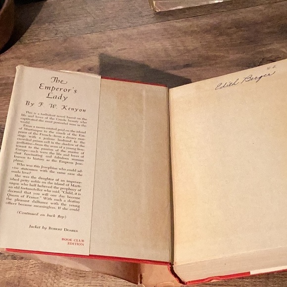 Vintage book lot with dust jackets decorative or fun reads book club edition - Picture 3 of 14